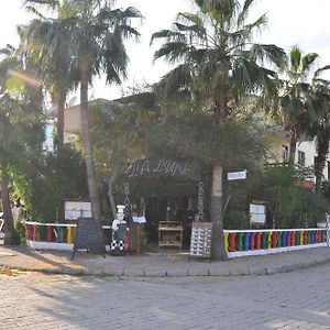 Laluna Pension